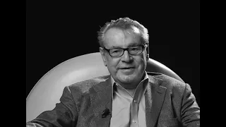 Miloš  Forman on making Hair