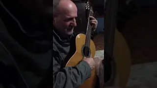 Дед Спел на гитаре, шансон, песня четкая