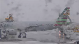 Deicing & Scary Takeoff at Philadelphia during Snow Storm - Southwest to Orlando