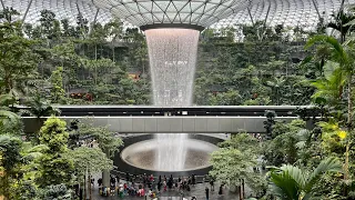 Spending 5 HOURS at JEWEL CHANGI AIRPORT  - Is it that easy?