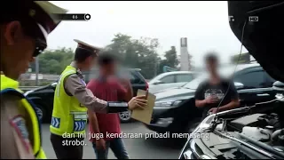 Ugal-ugalan di Jalan Tol, Mobil Pemuda Ini Ditahan - 86