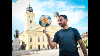 Labdával a fején mászná meg a Burdzs Kalifát a hadházi férfi, László Gyula