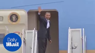 Obama boards Air Force One at Andrews Air Force Base - Daily Mail