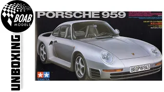 Porsche 959 - Unboxing the 1/24 Tamiya '80s supercar