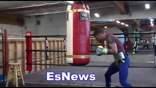 Vasyl Loamchenko Landing Monster Shots On Heavybag Seconds After Sparring 50 Min EsNews Boxing