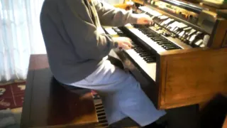 Mike Reed plays "Funky Friday Blues" on the Hammond Organ