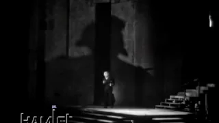 Hamlet and The Ghost - Richard Burton, John Gielgud (1964)