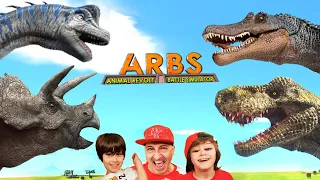 Dinosaurios CARNIVOROS vs. HERBIVOROS en el SIMULADOR!!