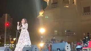 #ShreyaGhoshal Singing Ghar More Pardesiya in Bollywood Park Dubai Concert
        Shreya Ghoshal live💖💖💖