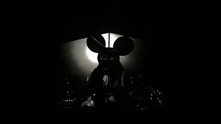 deadmau5 (LIVE) - Nosedive [Cube V3]