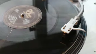 LL Cool J - I Need Love (1987 12" Single) - Technics 1200G / Hana MH