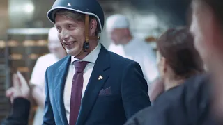 Behind the scenes: Carlsberg ad with Mads Mikkelsen in the barn