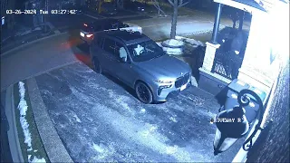 Gun-wielding thieves break into man's home in Brampton