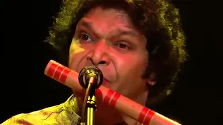 Zakir Hussain & Rakesh Chaurasia feast performance