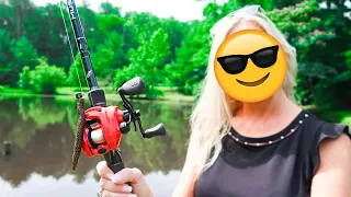 Teaching MOM How To Use a BAITCASTER (She HOOKED Me)