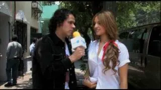 EIZA GONZALEZ Y ROBERTO FREYMANN ENTREVISTA PROGRAMA SCOOLTV -2009