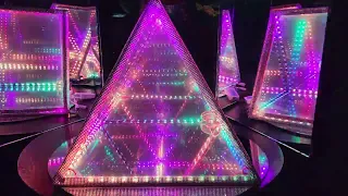 LED Infinity Mirror Pyramid