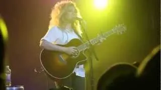 Tori Kelly - Thinking Bout You (Acoustic)