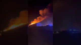 ⚡️На Петропавлівській Борщагівці по вулиці Медова велика пожежа.