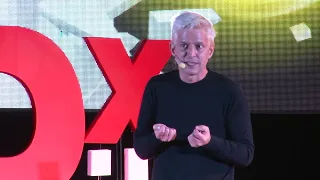 El futuro es de los vagos | LEO PICCIOLI | TEDxArequito