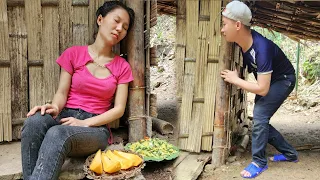 The Girl Prepares Food Waiting For The Boy To Come Home From Work_Phan Thị Cương