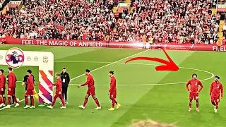 Funny Moment Liverpool squad walk off without Mo Salah & Trent Alexander Arnold 😂