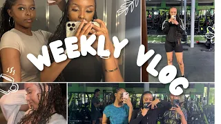 WEEKLY VLOG/: Gym Vibes, Fresh Braids,date night…🥰