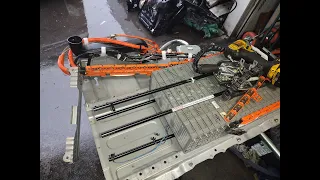 Тойота Приус ремонт гибридной батареи код P0A80 Toyota Prius hybrid battery repair