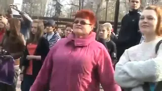 Granny Satisfaction Dance   Бабуля зажигает