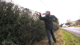 Hedge Trimming with the Stihl km 94.