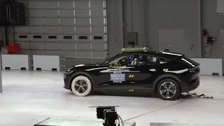 Car That Earned an IIHS Top Safety Award for 2021