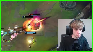 Mid Diff - Best of LoL Streams #1511