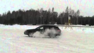 Subaru Outback, Forester, Toyota Premio, Rav-4 drifting on snow