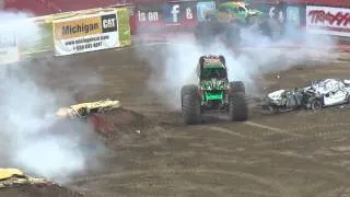 grave digger Detroit Mi lots of smoke