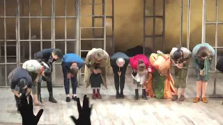 Joey McIntyre & the Twelfth Night cast bow after their matinee performance