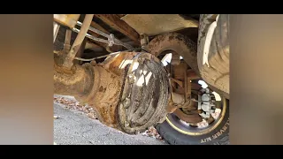 2010 F-350 rear differential fluid & gasket change. Recently purchased,  Nasty Stinky fluid.