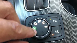 GMC Acadia - 4 x 4 Mode, Sport Mode, Economy mode, Mountain Mode, trailer Mode, 2x2 Mode