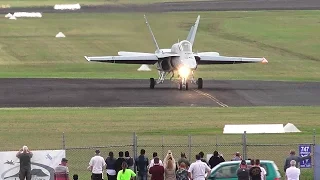 Wings Over Illawarra 2017 - F/A-18 Hornet Display