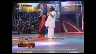 Usha Uthup and Yesudas Singing En Swaram