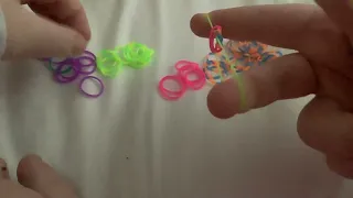How to make a loom band bracelet