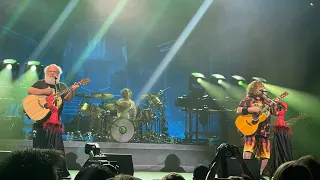 Tenacious D:- “Kickapoo” Live at Leeds Arena, UK, 11/05/24