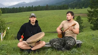 Throat singing - "Olor Bolzo Olorim"