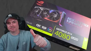 Unboxing the Asus GeForce RTX 4080 SUPER ROG Strix OC! This graphics card is huge!