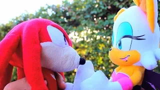 Sonic Plush: Knuckles vs Rouge