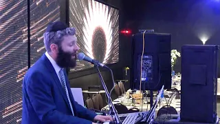 Shlomo Nizin - How deep is your love (Bee Gees cover)