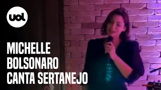 Primeira-dama Michelle Bolsonaro canta sertanejo