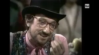 Gigi Proietti canta Wanda di Paolo Conte tratto da Fatti e Fattacci (1975)