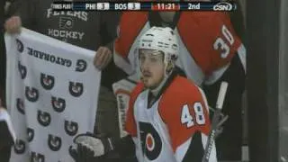 Danny Briere scores the tying goal vs the Bruins - 5-14-10