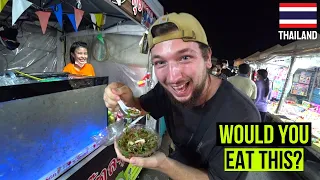 Eating LIVE DANCING SHRIMP In Bangkok's Best NIGHT MARKET 🇹🇭