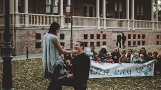 Preschool Students Help Boyfriend Surprise Teacher With Heartwarming Proposal